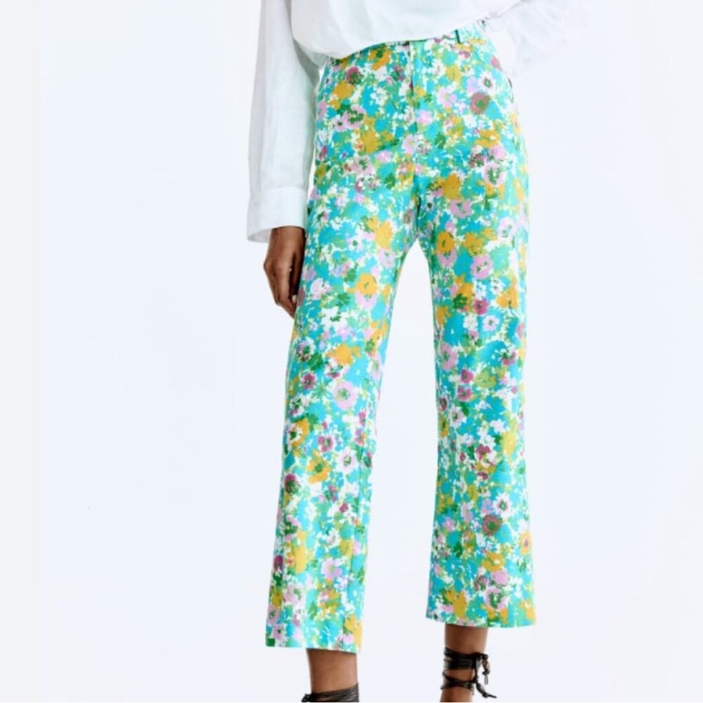 NWT Zara Multicolor Floral Cropped Pants